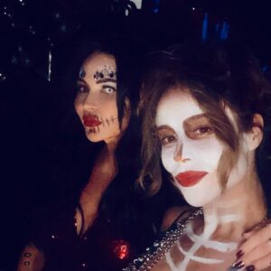 Zulay Henao Instagram - In Memory of Allison Costello 🕊️ Ali, I wish we all had more time with you, I wish I had more life with you. Your big heart, kindness, delicate voice, intoxicating laugh, generous spirit … are just a few things we’ll all cherish and remember you by. Thank you for being my friend and touching me in this lifetime. Until we meet again, Rest in Heaven my beautiful friend. 🕊️🦋