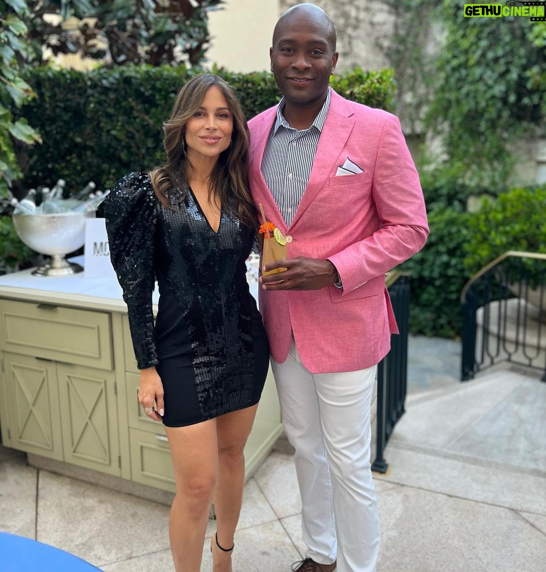 Zulay Henao Instagram - Thank you @the_macallan for hosting this beautiful “Women in Business” dinner along with @modernmuze & the beautiful @erincoscarelli 🖤 The common thread amongst all the women that attended is the “knowing” that their vision is worthy and wholly coming into fruition. And while you are in this “knowing” the best place to be is in our skin, being us, being our own Muze… Be Your Own Muze! @modernmuze The Pennisula Hotel Beverly Hill