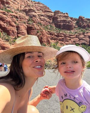 Zulay Henao Instagram - Sedona🌵🏜️
Kicked off summer right! Creeks, mountains, red rocks, ice cream and smiles. Happy birthday to my mama @zumarste3