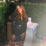 Zulay Henao Instagram - Be your own Muze🖤 This weekend @modernmuze co-hosted a “Women in Business” dinner along with @erincoscarelli & @the_macallan at the beautiful @thepeninsulabh 🖤🖤 Thank you @themacallanmartin for trusting us! More to come…..🖤