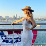 Zulay Henao Instagram - Happy 4th of July family!💕🎇