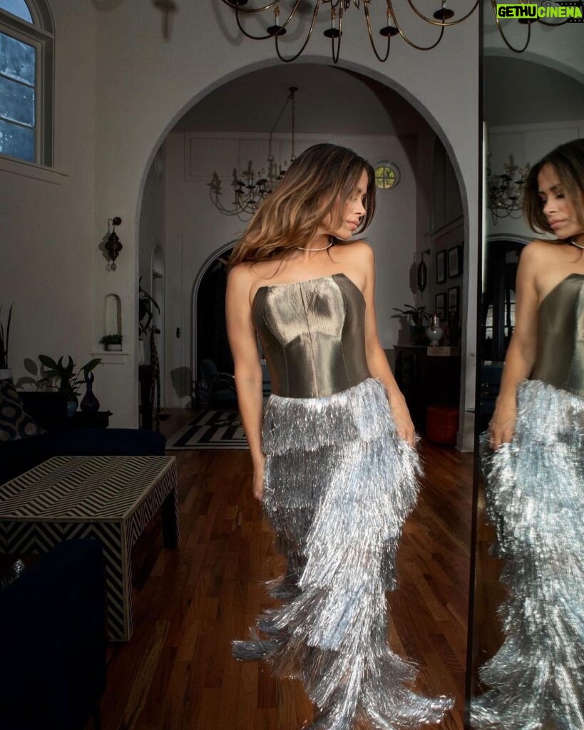 Zulay Henao Instagram - As a Latina actress, the Golden Globes restored my faith in Hollywood’s quest for equity and representation. Swipe and click link in bio to read! @modernmuze #BeYourOwnMuze Photography by @cinava_photography Hair & makeup by @mebeaute Styled by @simonasacchitella Dress by @rafikzakidesigns @posh_management_la Los Angeles, California