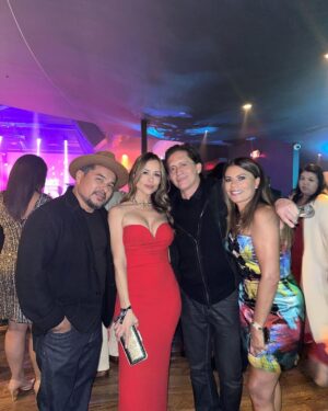 Zulay Henao Instagram - Had an amazing time celebrating Latino excellence at @NALIP_Org’s End of Year Celebration! Thank you NALIP for bringing us together to celebrate our accomplishments 🥂🎉 #CelebrateLatinoExcellence #NALIP
#beyourownmuze @modernmuze

Styled by @simonasacchitella 
Makeup by @abramovicm