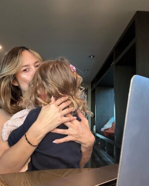 Zulay Henao Instagram - Trying to work on my baby @modernmuze ..BUT… swipe for the culprits. 🖤🍇👩‍👧😩

Everything requires patience, balance, focus, love and desire! 
Follow our #muze community, let’s level up, create the life of our dreams and support each other while we do it! 

Tell me about your BIGGEST dream in the comments, I love you! 🖤
