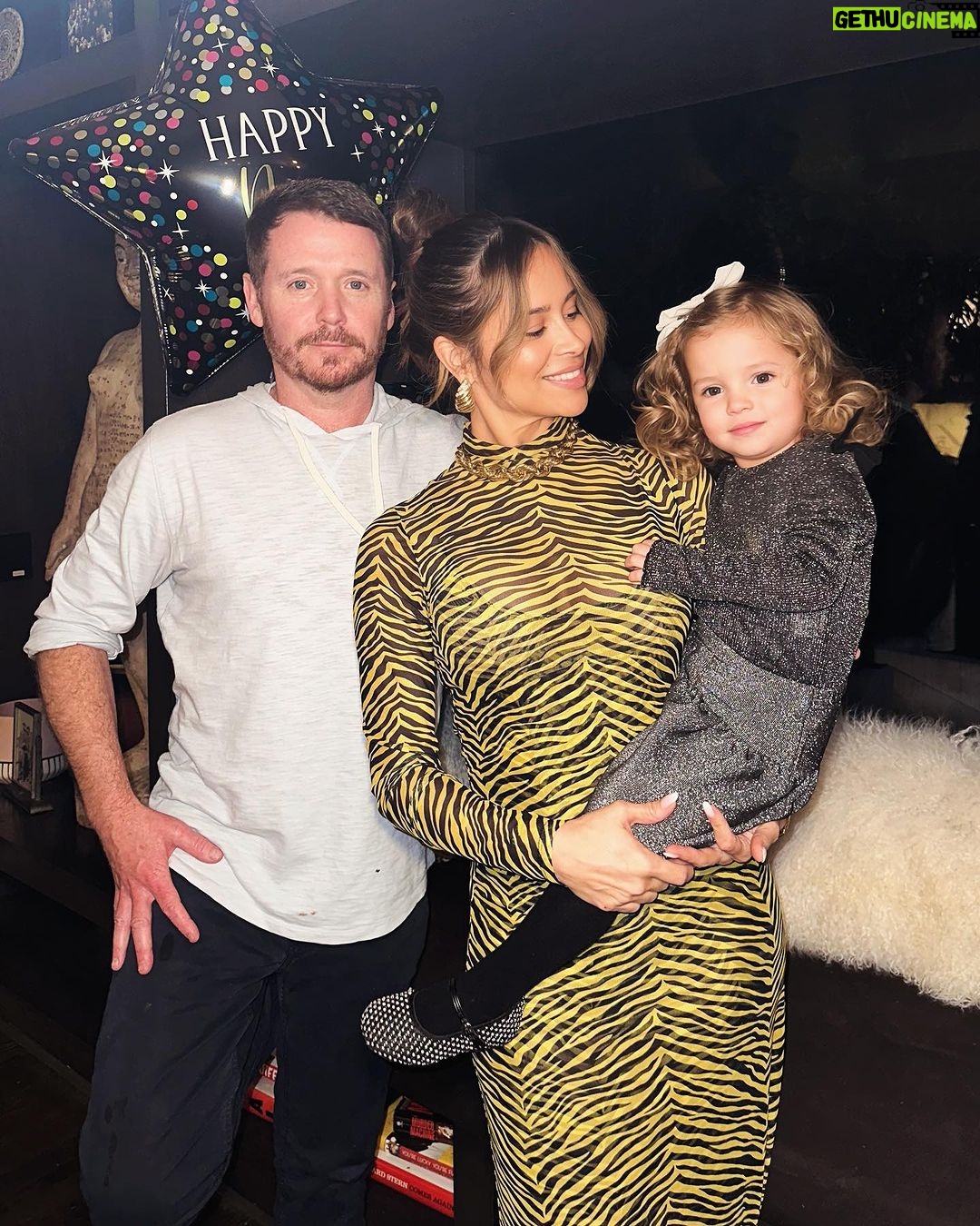 Zulay Henao Instagram – Happy New Year 🌈⚡️⭐️🪄#123123 Los Angeles