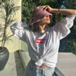 Zulay Henao Instagram - Supreme in @supremenewyork 🔌🖤 Los Angeles, California
