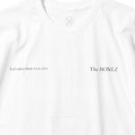 cherry chill will. Instagram - このツアーTシャツデザインの話をドラムのZAXからもらった時、自分の中で何曲か候補があったが悩みに悩んだ末"Here we are"を選ばせてもらった。 2018年、Crimieのコレクション撮影でThe BONEZメンバーと一緒に行ったHawaii。撮影後にビーチで飲み明かしたり海でガキみたいに大はしゃぎしたり...僕の中で忘れられない最高の旅の一つになった。 そんな旅の中で撮影したマウイの朝焼けや夕日、道中の美しい光景達をメインに音と詩、全てからインスピレーションを得てこの曲のSOULを全身で浴び、ライブではどんな音を奏で、パフォーマンスするのか想像しながら写真達のコラージュ作業に没頭した。 The BONEZファンの1人としてこんな素敵な機会をくれた事に感謝しつつ、ファンの皆さんも気に入ってくれる事を願ってます。 (昨日のライブで何人か着ている方をみて嬉しかった！) 全国47都道府県ツアーの成功を心から願って。 Let's show them we're alive! Much Respect @kanzajin @jesse_mcfaddin_original @tsuyoshi_ptp @koki_thebonez_tor @the____bonez