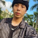 popping ed Instagram - 再忙還是要抽空帶家人出去走走～～ 好天氣 好心情☀️💙👶✨ 套裝：@tnt_thenexttribe_official 👓： @tnt_thenexttribe_official 🧢: @remixtaipei #PoppingED #liferecords #thx #fatherandson #daily