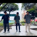 popping ed Instagram - 上上週末Toshi san 剛好來台灣工作， 很幸運有機會邀請他在台北開一堂workshop~ 開課前想說先約吃飯了解認識一下彼此；順便溝通等等教課的內容。 沒想到Toshi san說想一起拍影片～～～於是就在吃完飯跟上課中間空檔10分鐘紀錄一起跳舞的時刻🥹💙 Toshi san人非常nice~也謝謝一起隨行的翻譯 @kuku_0728 還有 @fridahaung 幫忙介紹🙏🏽～ 御廷一起舉辦這次的Workshop也辛苦了～ 也謝謝來上課的大家🙌🏽 非常期待明年可以回到像以前Being On Our Goove的時光，邀請很多外國舞者來交流分享彼此的能量。 Thank you Toshi san!!! We had a Good time~hope see you soon✨ @toshi2288 🎵： @clouddriver_ 李權哲-請收留我（拜託） #Boognation #PoppingED #Toshi #Willy #life #dance #popping #街舞 #streetdance #Taipei #workshop