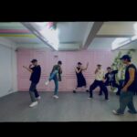 popping ed Instagram - 土星少年一起來跳”逼瓦特”啦～～～💦💦💦 在演唱會前排練的空閒時間，完成了這一個挑戰。 大家很快就學完了排舞！ 果然和土星的默契不用多說🪐✨💙 也恭喜少年們台北場三場演唱會成功！ 在這邊也預祝原子少年們在高雄的演唱會票房大賣，高雄場加油🔥🔥🫶🏼 @atomboyz.official #高雄的朋友原子少年要來了 #希望有天可以和土星一起在舞台上合作逼瓦特 #PoppingED #田一德 #許書豪 #原子少年 #土星 #atomboyz #逼瓦特