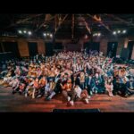 popping ed Instagram - Thank you 2022. 這一年有很多新的挑戰，最重要的就是Pika的出現👶✨ 這一年回想起來好像也是蠻累的😅 謝謝這一年陪伴在身邊的家人朋友團員學生們， 我會一起好好珍惜每個過程。 然後新的一年會繼續加油的!!!! 2023 Let’s go~~~~~✊🏽💙 #PIKA #原子少年 #逼瓦特 #來雲門嘻哈 #boogstudio成果展 #boognation #family