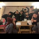 popping ed Instagram - Thank you 2022. 這一年有很多新的挑戰，最重要的就是Pika的出現👶✨ 這一年回想起來好像也是蠻累的😅 謝謝這一年陪伴在身邊的家人朋友團員學生們， 我會一起好好珍惜每個過程。 然後新的一年會繼續加油的!!!! 2023 Let’s go~~~~~✊🏽💙 #PIKA #原子少年 #逼瓦特 #來雲門嘻哈 #boogstudio成果展 #boognation #family