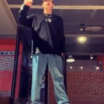 popping ed Instagram - 再累也要擠出時間替自己充電🔋🧠✨ 前面兩部練習嘗試不同的方式，記錄一下。 第三部是練到最後沒力了開始隨意亂跳，也記錄一下哈哈🤣 以上，新手奶爸放風完畢。 準備回家當夜班警衛啦💙🥸 TEE: @remixtaipei #Boognation #PoppingED #BoogStudio #新手奶爸難得的放風 #跳舞是工作也是生活 #是充電也是放電 #繼續練繼續嘗試 #Keep #Streetdance #街舞 #igdaily #Popping #boogstyle#remixtaipei #remixtaipei_daily