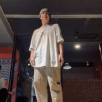 popping ed Instagram - 很煩的時候就把自己交給音樂和舞蹈吧～ 一直以來都是這樣對自己說。 其實我是很要求自己的人，在生活的各種角色平衡中～還是會有沒做好的時候；自己心中也會跑出很多反省或是如果怎樣⋯就可能會更好的過程。 知道人生起伏高高低低，大家都有各自的難題。 但無論如何還是要相信～相信過程相信夥伴相信別人相信自己，共勉之。✊🏽💙🫡 Thx for the music and the dancing into my life. 也謝謝 @pop_h0 剛好陪地方爸爸復健。 . . 🎵： @michaeljackson -You Rock My World. Tee,Pants: @tnt.town #Thx #MJ #MUSIC #DANCE #FRIENDS #FAMILY #LIFE #keepgoing #BOOGNATION #BOOGSTUDIO #POPPINGED #FUNKfroever
