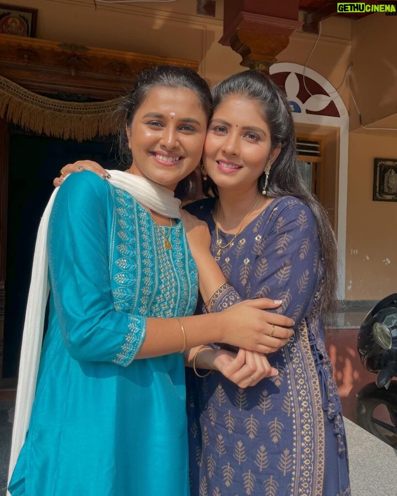 sathya sai krishnan Instagram - Raji🫶🏼Arasi #pandianstores #vijaytelevision #disneplushotstar #friends #friendship #memes #pic #photo #shooting #picoftheday #instadaily #ps2 Chennai, India