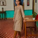 sathya sai krishnan Instagram - Arasi👸 costume @yazhini.boutique #pandianstores #arasi👸 #vijaytelevision #shootfun #shootpic #pic #photooftheday Chennai, India