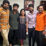 sathya sai krishnan Instagram - pandian kudumba boys🤪🙌🏻 @vjkathir_ @vasanth_vasi @akash__premkumar @actor.rajkumar #pandianstores #vijaytelevision #arasi👸 #shootingphoto #picoftheday #picture #makingmemories #anna #annathangachi #life #insta #reels #reelsinstagram #viral #trendingreels Chennai, India
