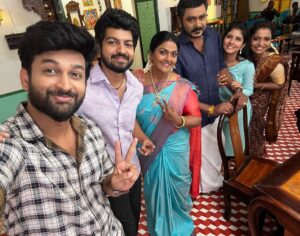 sathya sai krishnan Instagram - Family❤️

#pandianstores #ps2 #vijaytelevision #vijaytv #serial #shooting #likes #reels #viral #trend #insta