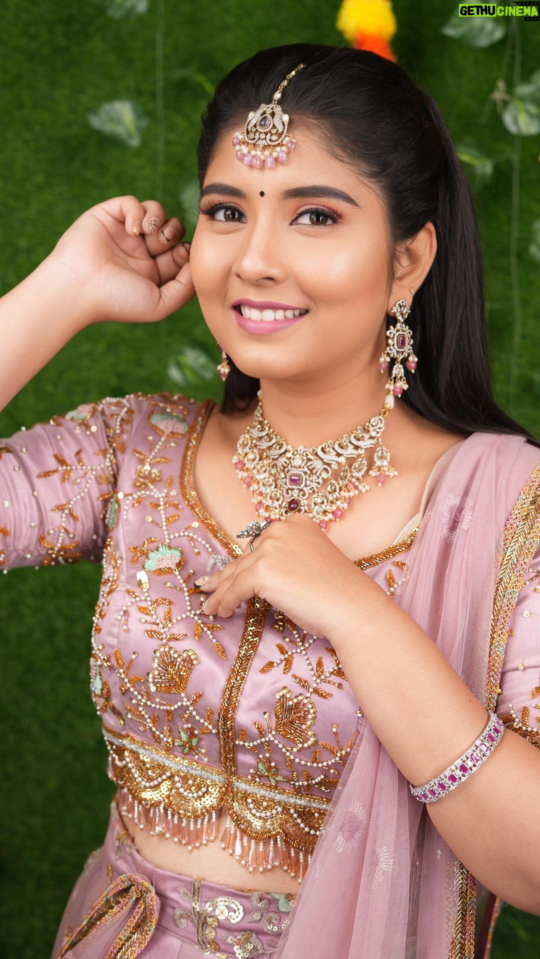 sathya sai krishnan Instagram - Tranformation🩶 Note- no filter🧿 raw video❤️ #makeup #traditional #celebrity #transformation #bride #cute #réel #reelitfeelit #insta #instadaily #instalike #trendingreels #viralreels #vijaytelevisionserials #pandianstores #arasi Chennai, India