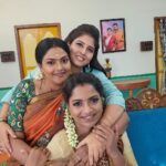 sathya sai krishnan Instagram – Girls squad❤️🧿

@haasiniofficial 
@nirosha_radha 

#serial #vijaytelevision #vijaytv #vijaytvserial #reels #likes #trendingnow #trending #shootlife #love #pandianstores #ps2 #bigboss #hotstar Chennai, India
