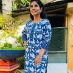 sathya sai krishnan Instagram – Happy morning❤️

From Arasi👸
@aiza_apparel 👗

#Arasi #pandianstores #pandianstoresserial #ps2 #vijaytelevision #vijaytv #hotstar #tend #like #viral #lovequotes #dress #fashion #blue #salwar #kurti Chennai, India