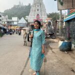 sathya sai krishnan Instagram - om nama shivaya🧿 #temple #family #timewithfamily #bhakthi #insta #trending #viralreels #viral #reelitfeelit #instadaily Kalahasthi