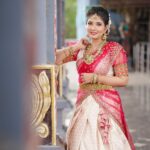 sathya sai krishnan Instagram - Makeup @radha_makeup_artist dress & jewellery @sri_embroideries photography @arunsam.photography #makeup #traditional #celebrity #transformation #bride #cute #réel #reelitfeelit #insta #instadaily #instalike #trendingreels #viralreels #vijaytelevisionserials #pandianstores #arasi Chennai, India