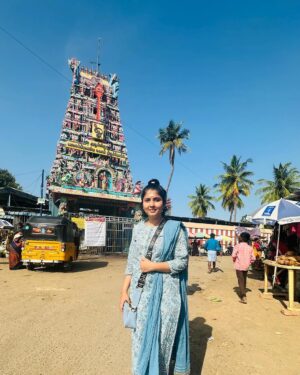 sathya sai krishnan Instagram - 👑siruvaapuri muruganuku arogaraa🙏

#muruga #arogara #siruvapurimurugantemple #siruvapuri #ommuruga #insta #instadaily #insta #instamood