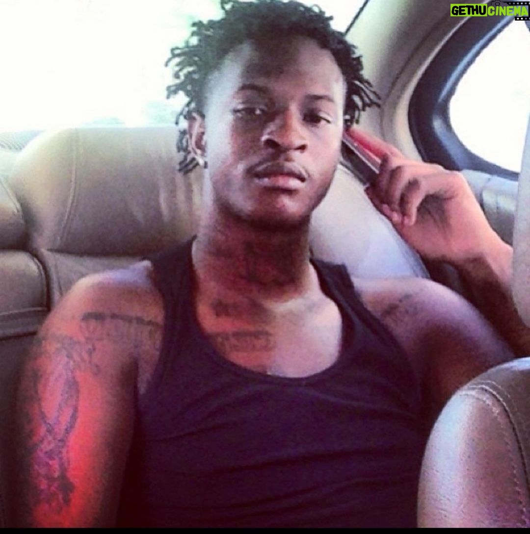 21 Savage Instagram - Happy Bday To My Right Hand Man I Miss You Like Mf You Know I’m Hold It Down Till I Leave This Mf Tho !💔I’m finna hit dirty 30 for you my brudda I did it Glenwood Rd