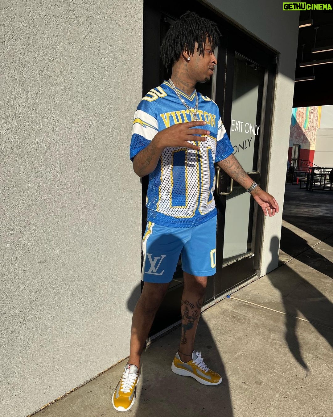 21 Savage Instagram - Feels good outside ☀️☀️☀️