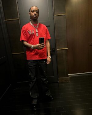 21 Savage Instagram - im happy yall like it 🥹
yall want me to change the poop bar ?