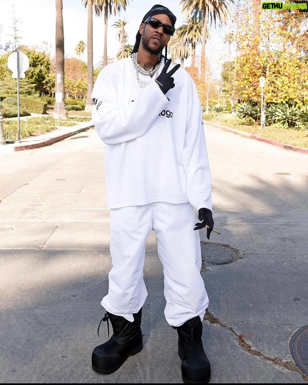 2 Chainz - 76.6K Likes - I can’t complain ,God will get mad at me