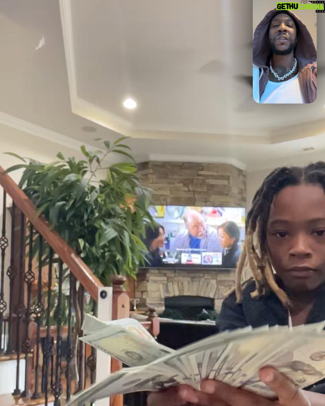 2 Chainz - 64.5K Likes - Everyone stop what ya doing and take a minute to wish @kinghalo a huge HAPPY BIRTHDAY my boy turns 8 today , man does time fly , such a blessing to be your dad 💙