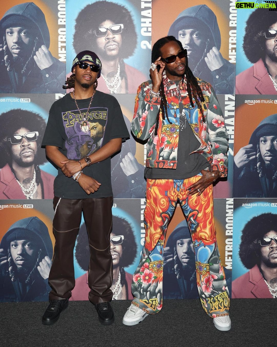 2 Chainz - 38.2K Likes - Standing on binness #welcome2collegrove