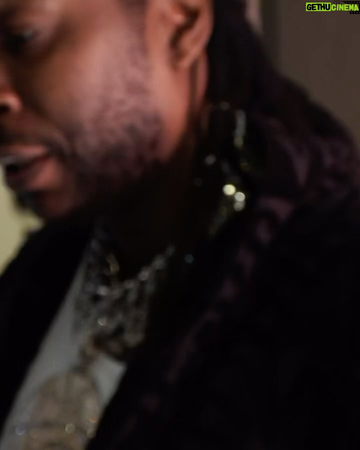 2 Chainz Instagram - Shoutout to @amazonmusic we locked in 🔒‼️ they even know what kinda snacks to get a playa 🍇🤞🏿