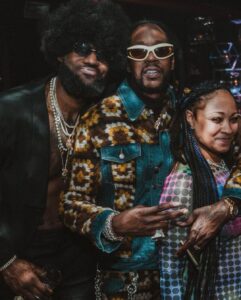 2 Chainz Instagram - Nothing but love 💪🏿💯💜💛 @kingjames