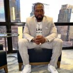 50 Cent Instagram – Man you can’t trust nobody out here, these people at @beamsuntory have cost me millions. 🤨but don’t worry they are gonna pay for it . @lecheminduroi @bransoncognac