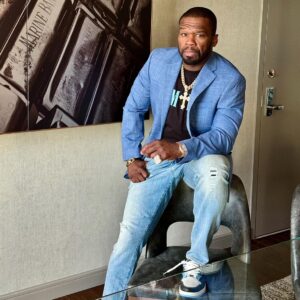50 Cent Instagram - They say if you ever want to hide something from a 🥷🏾you should put it in a book. 🤔is that true? @bransoncognac @lecheminduroi