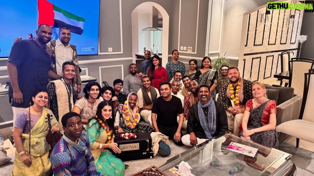 A. R. Rahman Instagram - @ambikadevidance brought her kirtan ensemble to my place as a surprise and lit it up with love ❤ @govindagirl_acyutagopi Dubai, United Arab Emirates