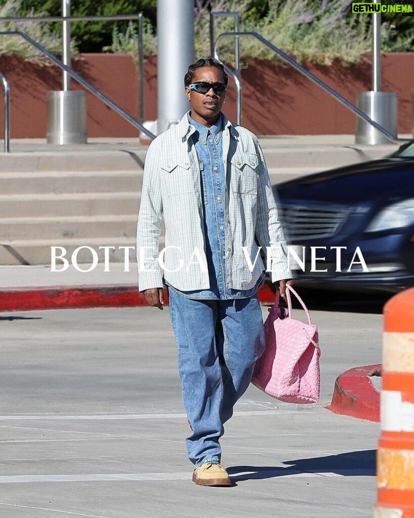 A$AP Rocky Instagram - FLACKO FOR BOTTEGA ‘24! THROUGHOUT HISTORY, THERE HAS ALWAYS BEEN A FUNNY RELATIONSHIP BETWEEN PHOTOGRAPHERS AND CELEBRITIES. EVEN DOWN TO THE RIGHTS AND THE USAGE OF PHOTOS, AND THE TABLOID HUSTLE, THERE’S ALWAYS SEEMED TO BE A DISCONNECTION BETWEEN FAMOUS PEOPLE AND THE PHOTOGRAPHERS WHO FOLLOW & FILM THEM. WHILE CERTAIN CELEBRITIES CALL PAPARAZZI ON THEMSELVES, OTHER CELEBRITIES MIGHT GET CONFRONTATIONAL WITH PHOTOGRAPHERS. WHILE A VERY SMALL FEW, SUCH AS MYSELF, DON’T MIND, AS LONG AS THEY POST THE GOOD ANGLES, OF COURSE. SO, IN GOOD LIGHT OF GOOD ANGLED PHOTOS, MYSELF AND THE CREATIVE MINDS @ #BOTTEGAVENETA THOUGHT IT WOULD BE GENIUS TO BRIDGE THAT GAP AND UTILIZE MY EVERY DAY LIFESTYLE TYPE OF PHOTOS TAKEN BY CANDID PHOTOGRAPHERS WHILE I DO MY EVERYDAY THING. SO THIS SERVES LESS AS A CAMPAIGN AND MORE AS A CREATIVE TRIFECTA BROUGHT TO YOU BY BOTTEGA VENETTA’S MATTHIEU BLAZY, MYSELF A$AP ROCKY, AND THE TALENTED TABLOID STYLE PHOTOGRAPHERS INVOLVED. CHEERS & THANK U
