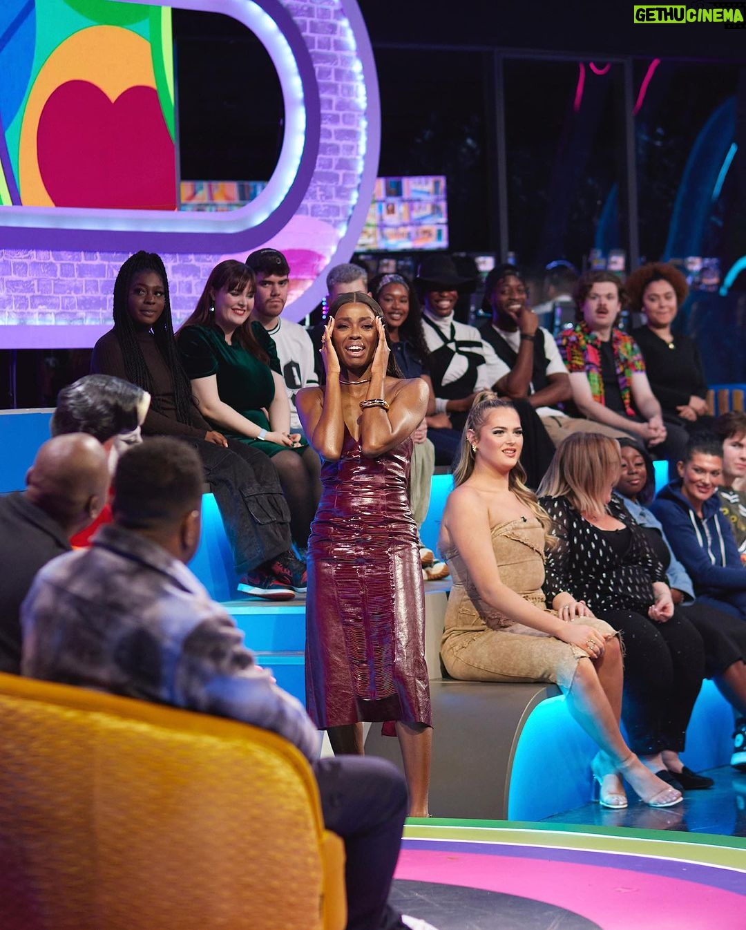 AJ Odudu Instagram - I can't believe last night was my last, solo BB Late & Live show of the series! It's been so much fun. 🥹💖 @iamwillbest is on tonight, before we reunite on Friday for the @BBUK FINAL. Can’t wait! 🙌🏿✨ @itvxofficial #bbuk ❤️ The Big Brother House