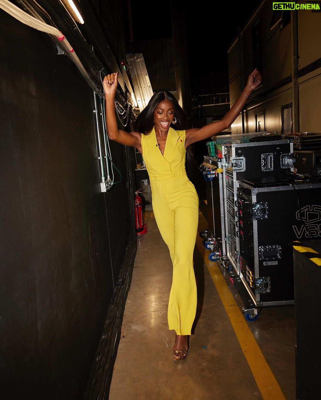AJ Odudu Instagram - Wearing a Deeper Shade of Yellow on BBUK Late & Live last night💛 Double eviction tonight, who’s getting the cheers? . @bbuk @itvxofficial #bbuk The Big Brother House
