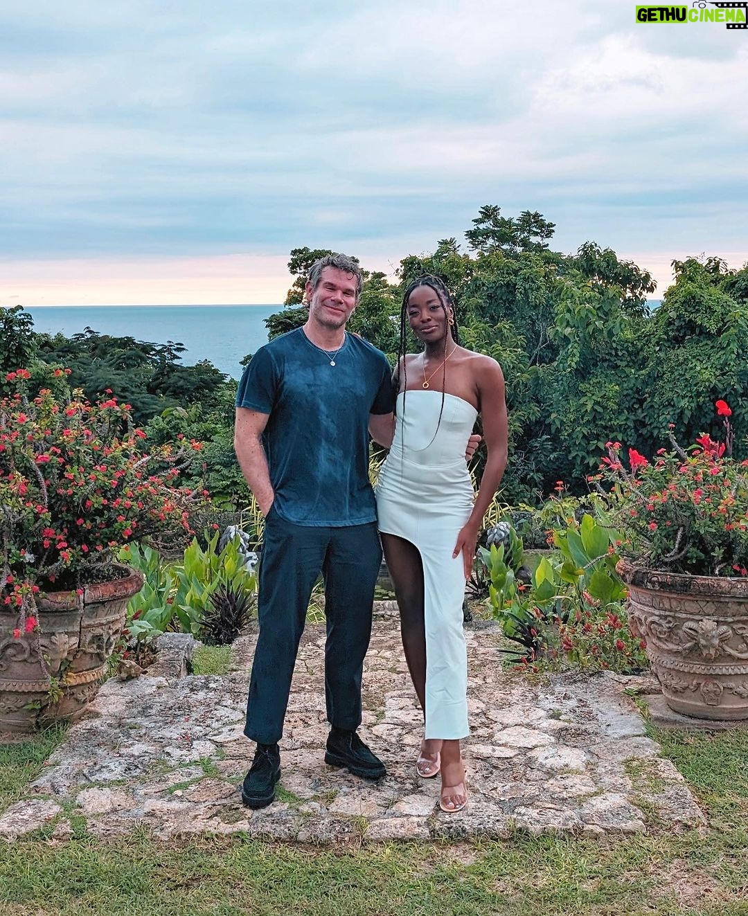 AJ Odudu Instagram - Blue Skies, blue waters and beautiful vibes. 🌴☀️ Jamaica was the best way to start the year! 🇯🇲💚 Ocho Rios, Jamaica