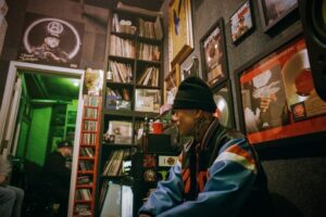 ANARCHY Instagram - みんな元気？
BRKLNでstatikとEP作った!!!!
もう少しで聴かせられるよ
@statikselekt 
@jonastysan 📸
coming soon