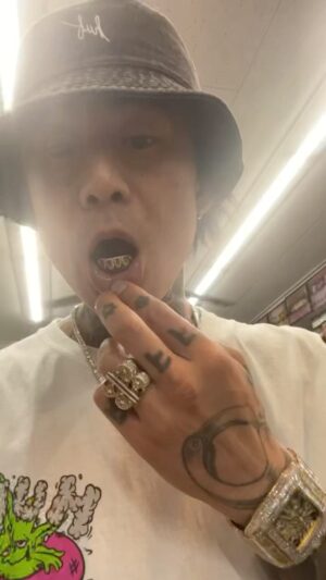 ANARCHY Instagram - @grillzjewelz_is_right 💎