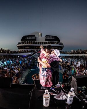 ANARCHY Instagram - 感謝!!!! respect
@mightycrown_entertainment 
@mastasimon 🙇🏻‍♂️
@samicrown_lens 🤝
@shinoyama_pushim ❤️
@fareastreggaecruise