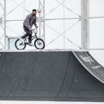 ANARCHY Instagram - @rimbmx 🥇 @redbulljapan @55naoking レッドブル・アスリートでBMXフリースタイル・パーク世界王者の称号を持つ中村輪夢の為に書き下ろした 応援ソング ANARCHY「HIGH AIR」 中村輪夢は昨年、左足かかとを骨折。いくつかの世界大会を控えて大きな期待が寄せられるなか、 初めて大きな挫折を味わい、肉体的にも精神的にも苦しい困難に直面した。ANARCHYにとって中村輪夢は同郷・京都出身の後輩。そんな中村輪夢の為に描き下ろした応援歌!