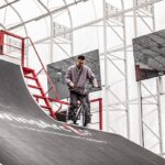 ANARCHY Instagram - @rimbmx 🥇 @redbulljapan @55naoking レッドブル・アスリートでBMXフリースタイル・パーク世界王者の称号を持つ中村輪夢の為に書き下ろした 応援ソング ANARCHY「HIGH AIR」 中村輪夢は昨年、左足かかとを骨折。いくつかの世界大会を控えて大きな期待が寄せられるなか、 初めて大きな挫折を味わい、肉体的にも精神的にも苦しい困難に直面した。ANARCHYにとって中村輪夢は同郷・京都出身の後輩。そんな中村輪夢の為に描き下ろした応援歌!