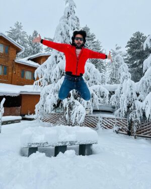 Aadi Saikumar Instagram - ❄️ @highontripsbyrg Flying high