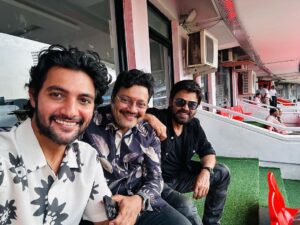 Aadi Saikumar Instagram - World cup fever started in India Pak vs Aus warm ups 🇮🇳